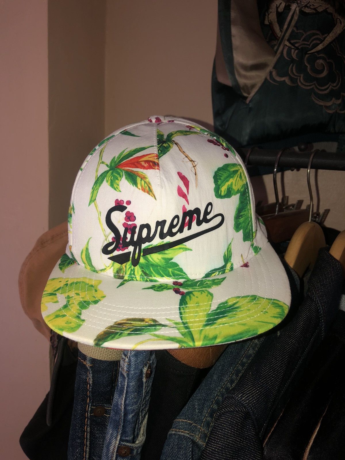 Supreme Supreme Floral Snapback Size ONE SIZE - 2 Thumbnail