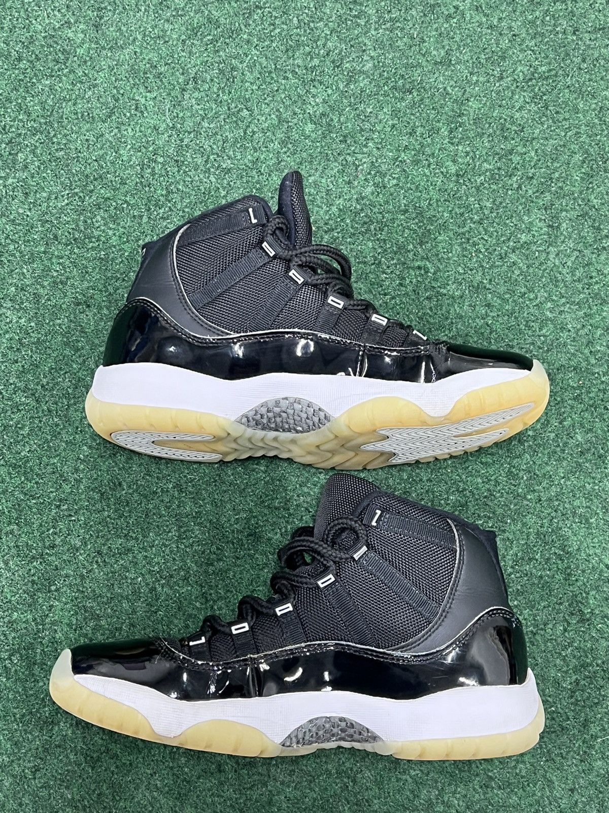 Jordan Brand Air Jordan 11 Retro Jubilee Size US 7 / IT 37 - 4 Thumbnail