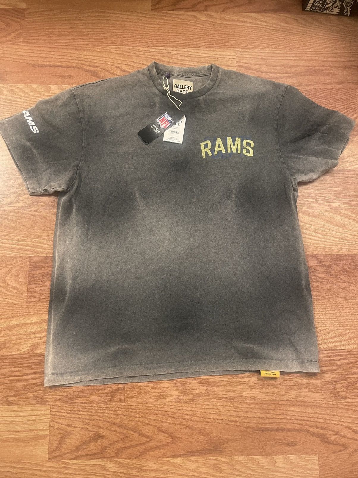 Gallery Dept. Gallery dept x LA rams sunfade black tee sz L | Grailed