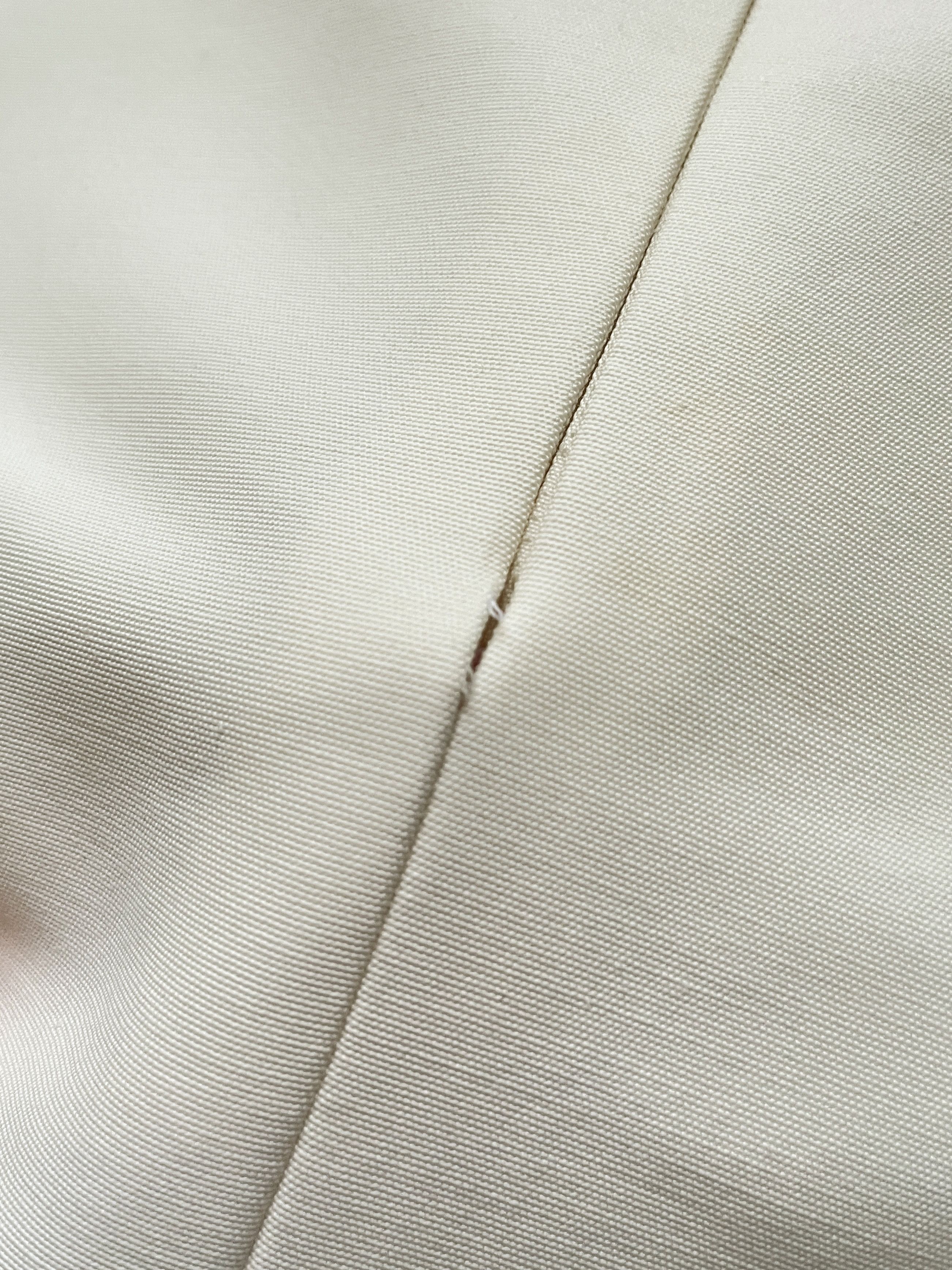 Gucci ⚡️QUICK SALE⚡️2014 Gucci Ivory/Cream Top Blouse Size S / US 4 / IT 40 - 7 Thumbnail