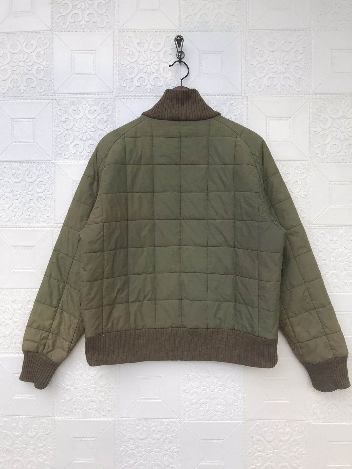Alpha Industries × Vintage Vintage Alpha Industries Sun Faded Puffer Jacket Size US M / EU 48-50 / 2 - 2 Thumbnail