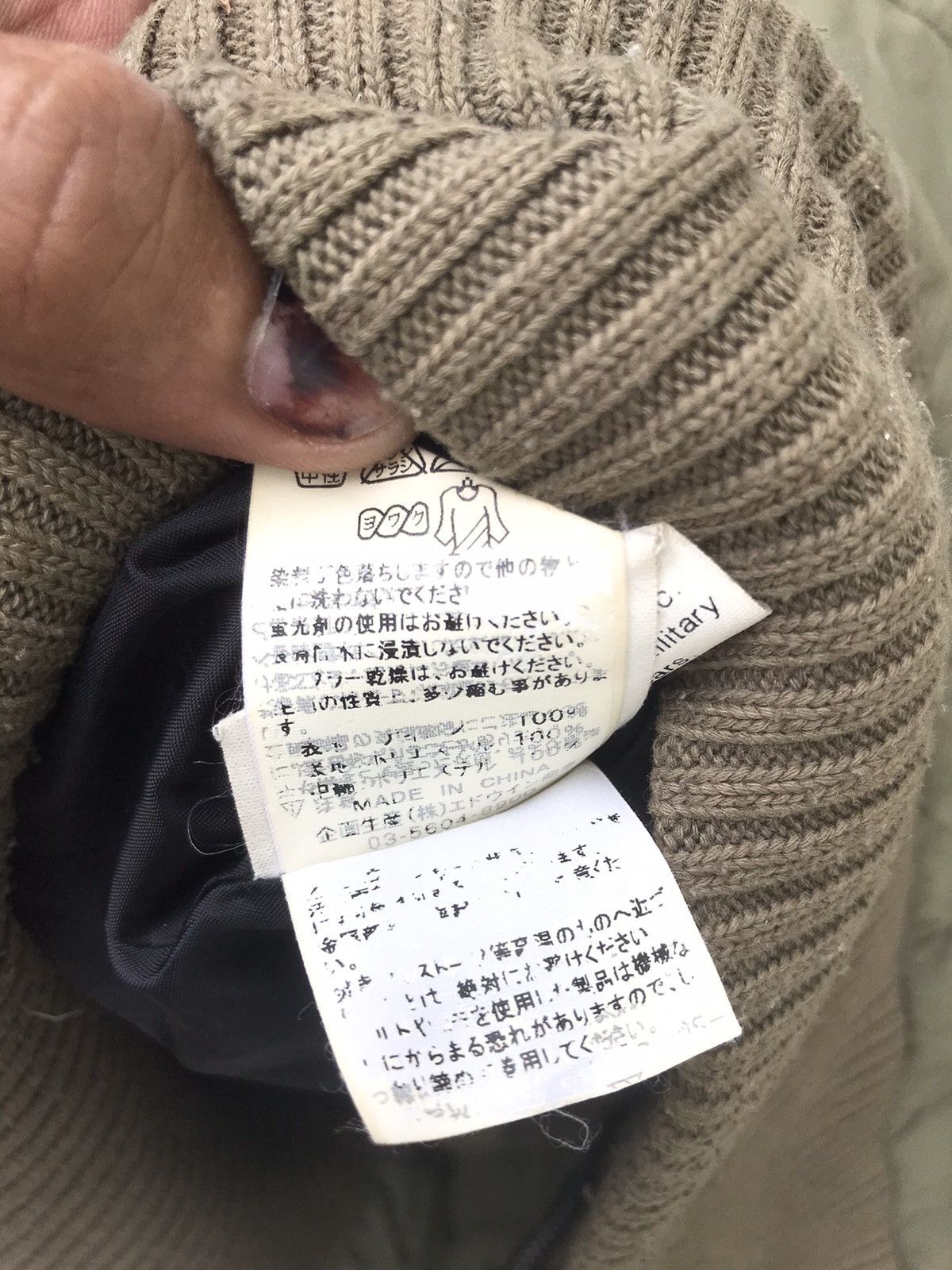 Alpha Industries × Vintage Vintage Alpha Industries Sun Faded Puffer Jacket Size US M / EU 48-50 / 2 - 11 Thumbnail