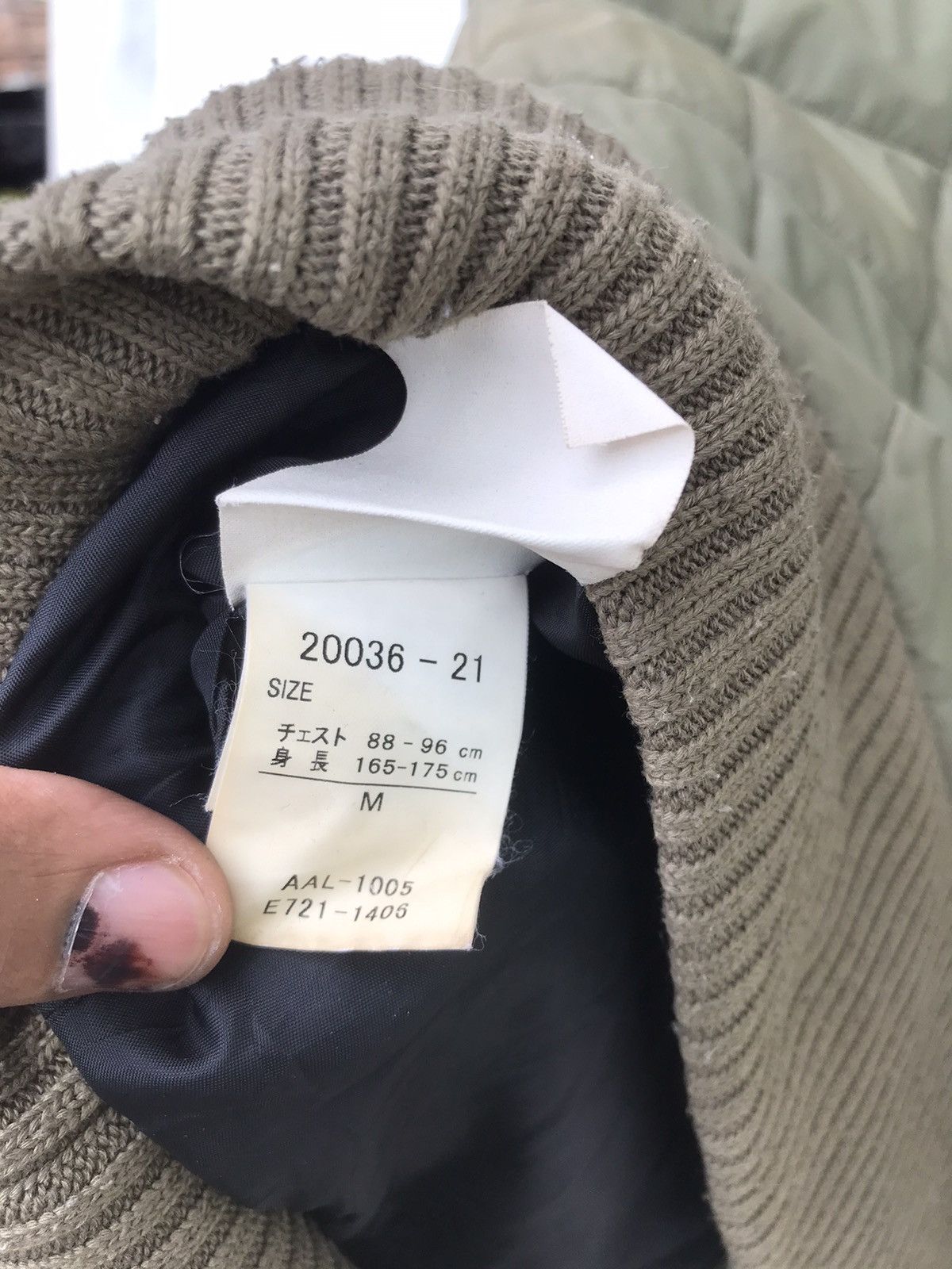 Alpha Industries × Vintage Vintage Alpha Industries Sun Faded Puffer Jacket Size US M / EU 48-50 / 2 - 12 Thumbnail