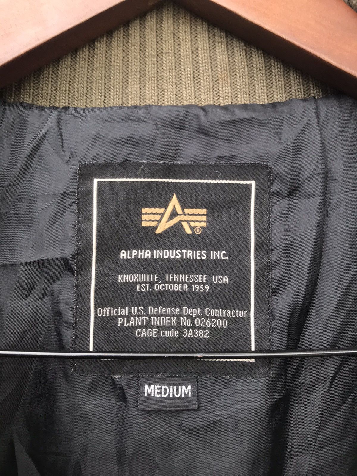 Alpha Industries × Vintage Vintage Alpha Industries Sun Faded Puffer Jacket Size US M / EU 48-50 / 2 - 3 Thumbnail