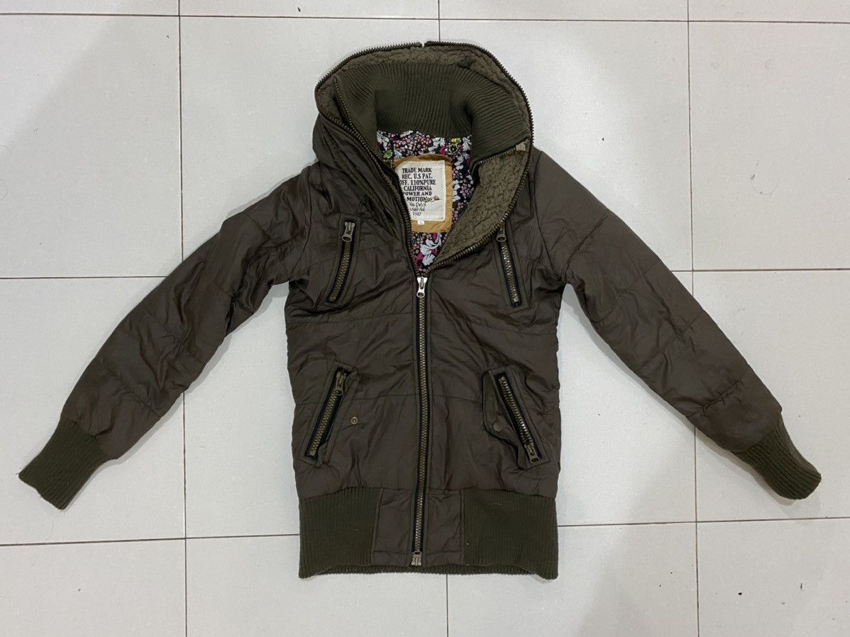 Von Dutch VTG Von Dutch Light Puffer Jacket Size L / US 10 / IT 46 - 2 Thumbnail