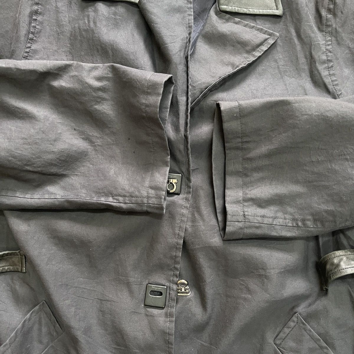 Salvatore Ferragamo × Vintage Salvatore Ferragamo Long Coat Trench Jacket Size US L / EU 52-54 / 3 - 4 Thumbnail