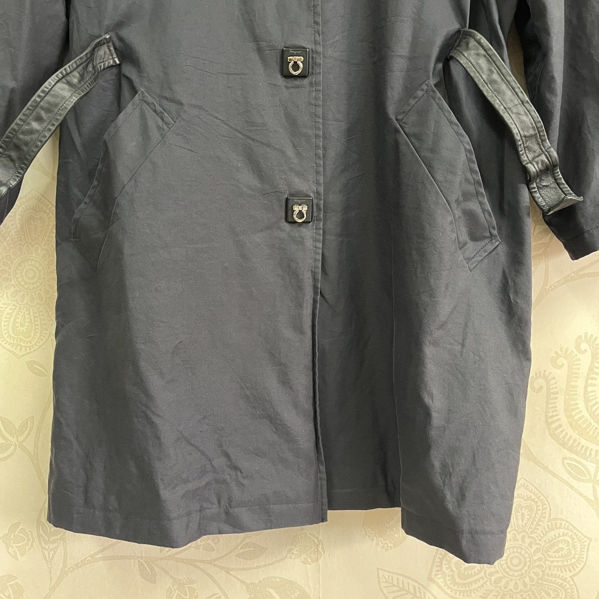 Salvatore Ferragamo × Vintage Salvatore Ferragamo Long Coat Trench Jacket Size US L / EU 52-54 / 3 - 17 Thumbnail