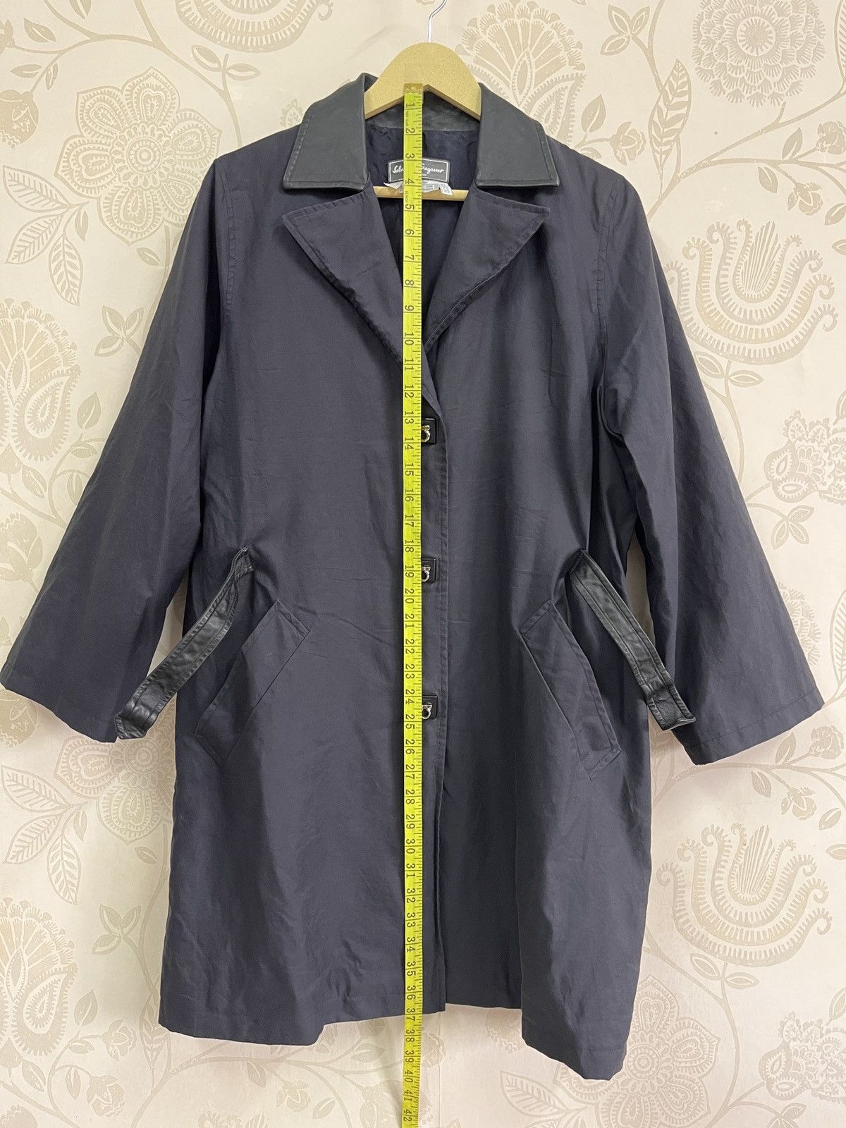 Salvatore Ferragamo × Vintage Salvatore Ferragamo Long Coat Trench Jacket Size US L / EU 52-54 / 3 - 2 Thumbnail