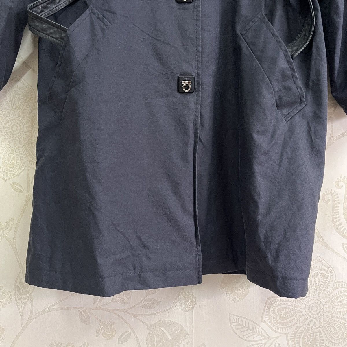 Salvatore Ferragamo × Vintage Salvatore Ferragamo Long Coat Trench Jacket Size US L / EU 52-54 / 3 - 11 Thumbnail