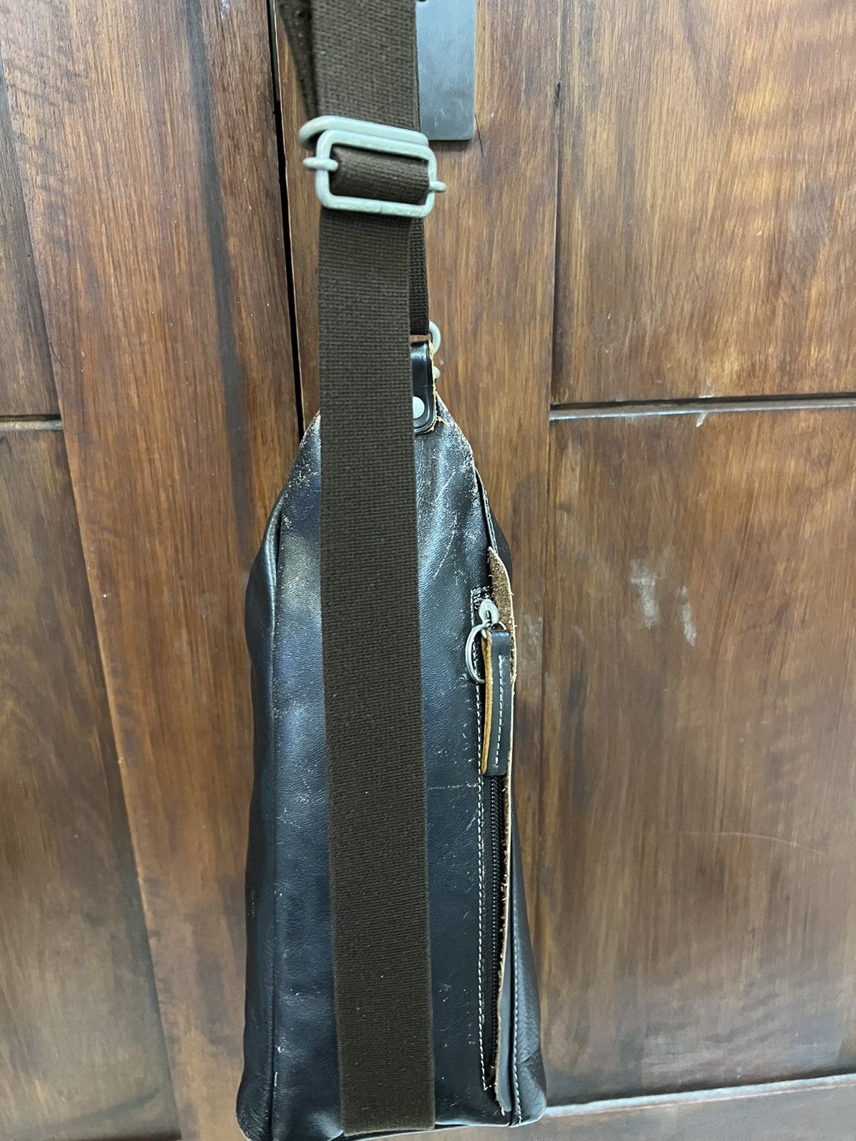 Genuine Leather Leather Crossbody Bag Size ONE SIZE - 7 Thumbnail