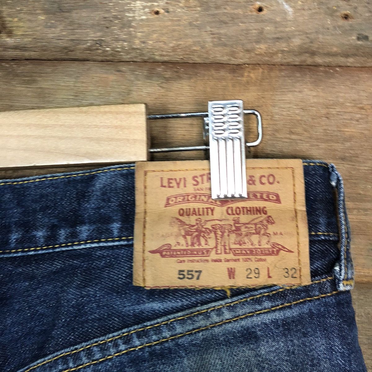 Levi's DLS 557 Levis blue faded Distressed Denim pants #BB530 Size US 29 - 14 Thumbnail