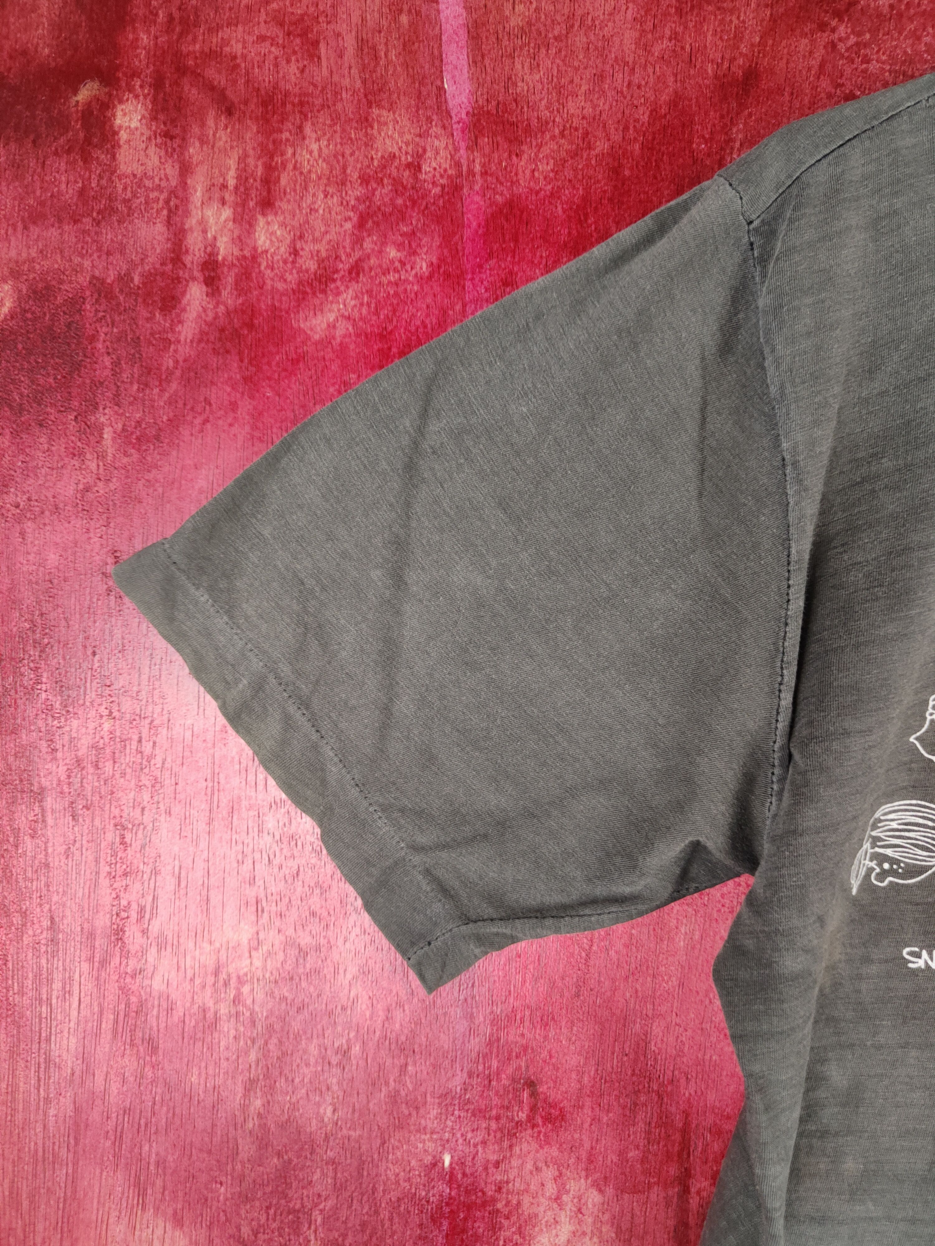 Japanese Brand Member of Peanuts Black Faded vintage tee #S650 Size US M / EU 48-50 / 2 - 7 Thumbnail