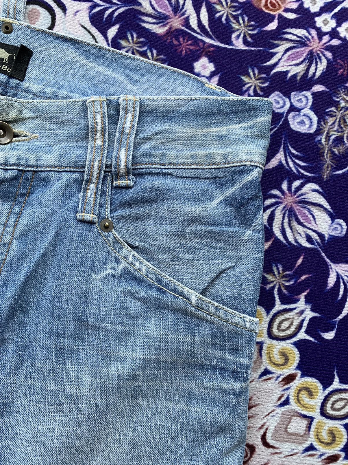 BUFFALO BOBS Vintage Buffalo Bobs X Disney Distressed Denim Size US 32 / EU 48 - 6 Thumbnail