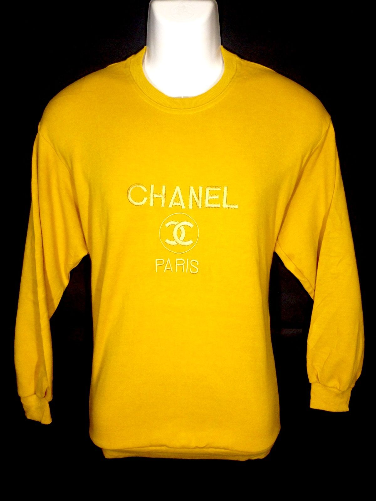 Chanel Chanel Boutique Sweatshirt