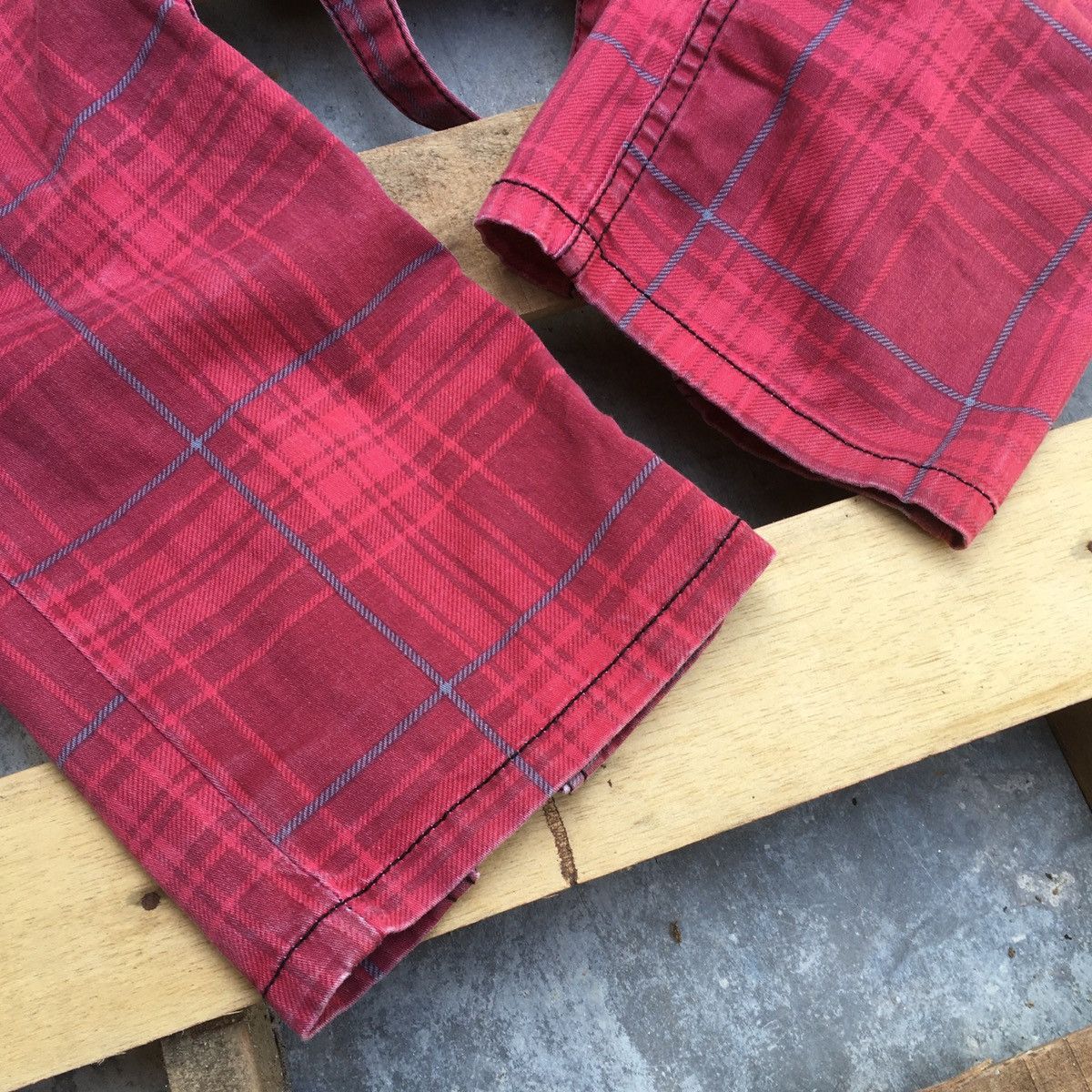 Lip Service LIP SERVICE PLAID PUNK BONDAGE PANTS Size US 41 - 14 Thumbnail