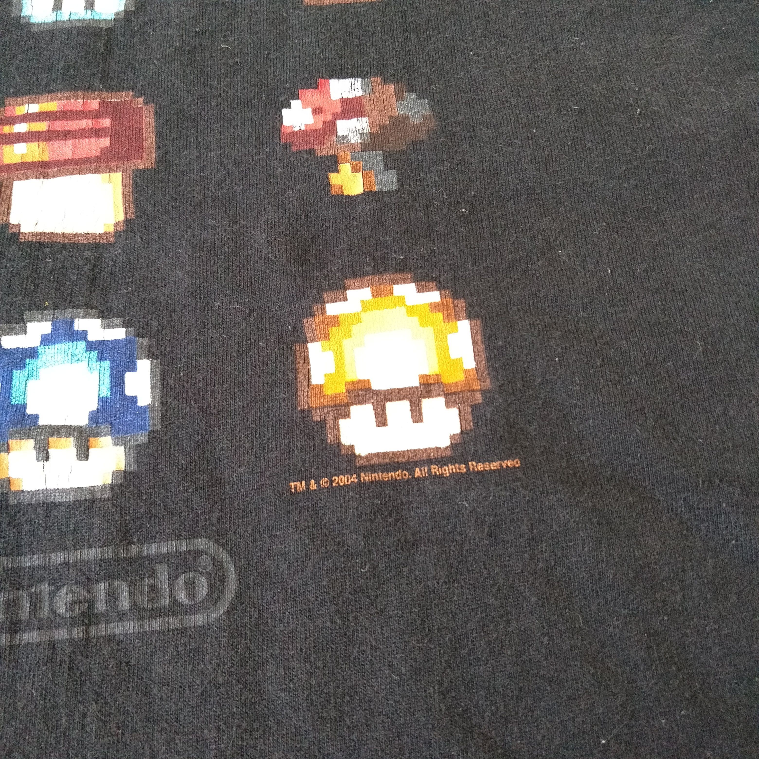 Band Tees 🔥 CRAZY RECONSTRUCTED Sunfaded 2000s NINTENDO TEE Size US L / EU 52-54 / 3 - 5 Thumbnail