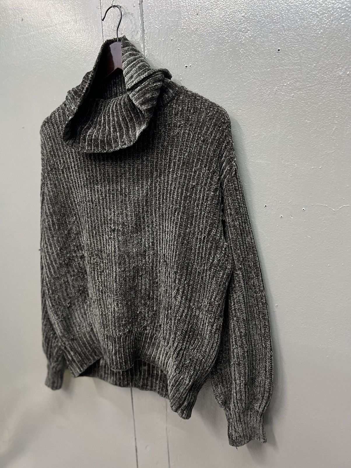 Japanese Brand STEALS🔥 TURTLENECK KNITWEAR/SWEATSHIRT Size M / US 6-8 / IT 42-44 - 3 Thumbnail