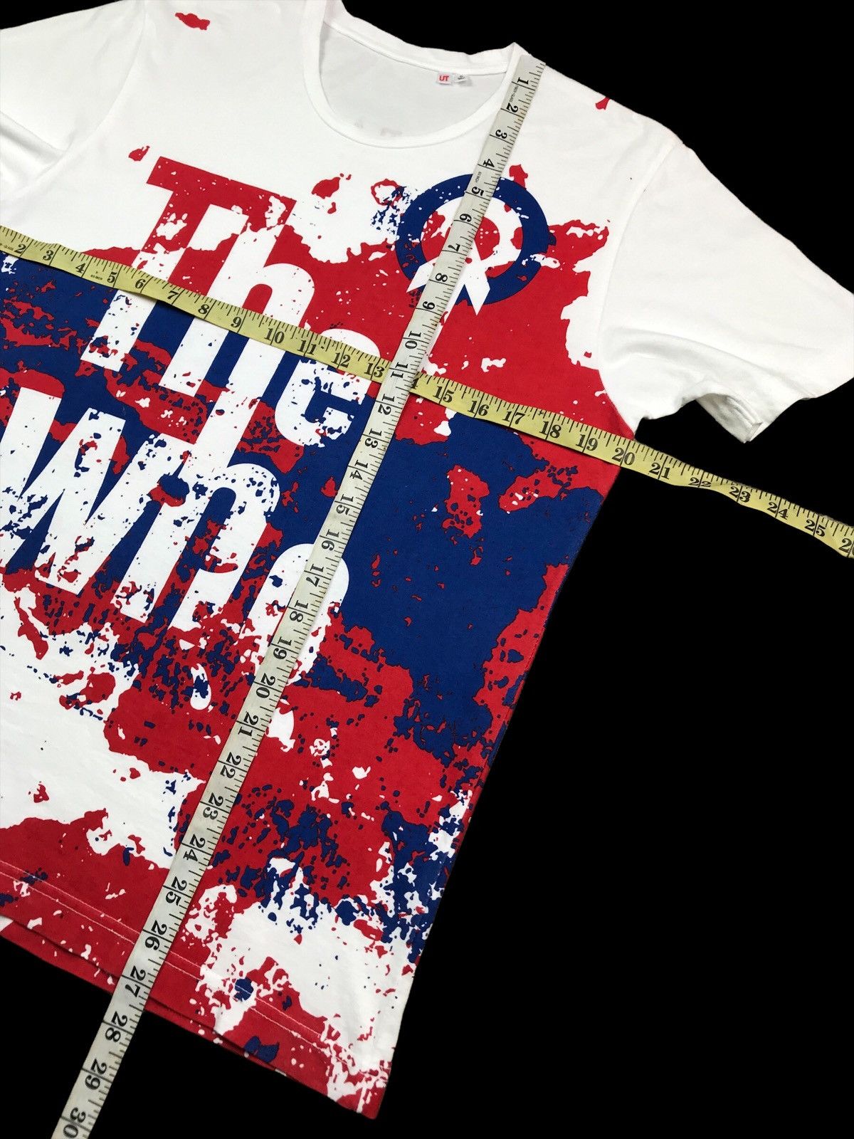 Band Tees THE WHO OVERPRINTED T-SHIRT BY UNIQLO Ⓒ2013 YEARHOUR LIMITED Size US M / EU 48-50 / 2 - 11 Thumbnail