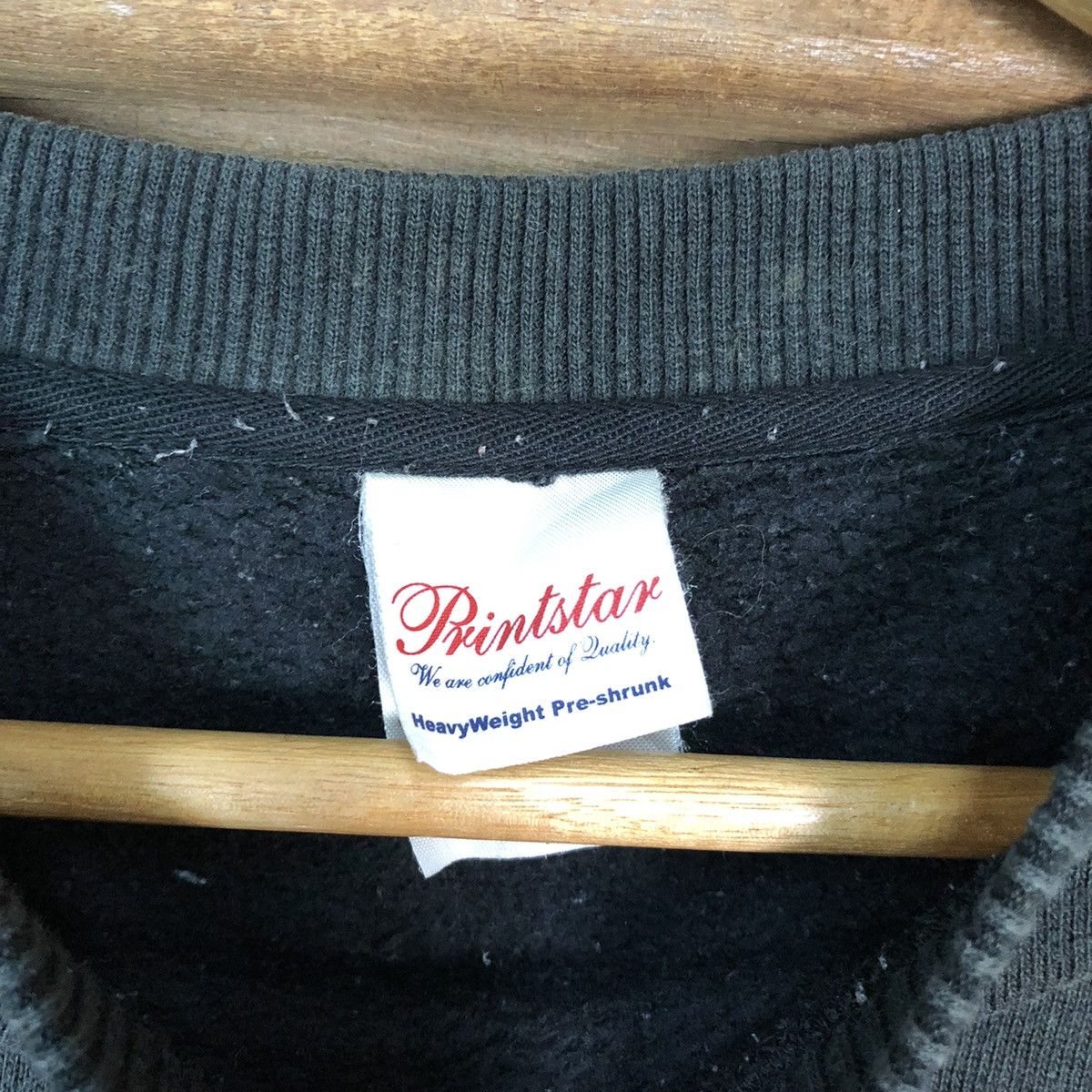 Japanese Brand × Vintage Big Logo Japan Black Sweatshirt #5050 Size US L / EU 52-54 / 3 - 10 Thumbnail