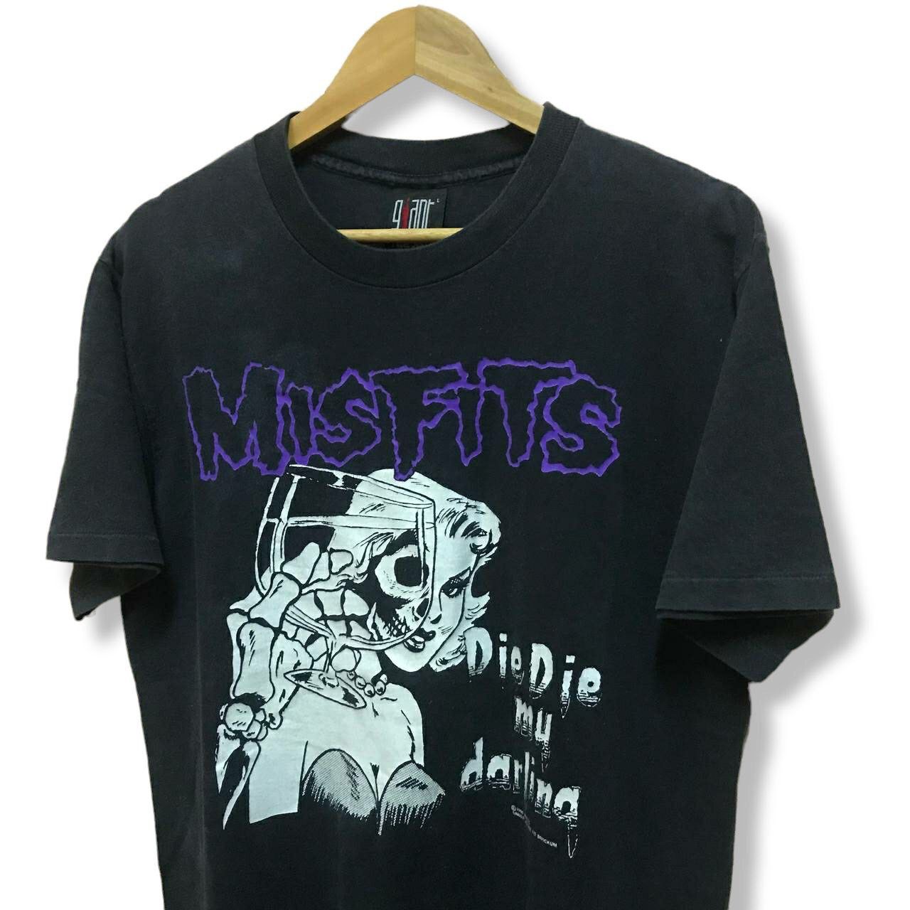 Band Tees Vintage 1990 Misfits Die Die My Darling T Shirt Size US L / EU 52-54 / 3 - 3 Thumbnail