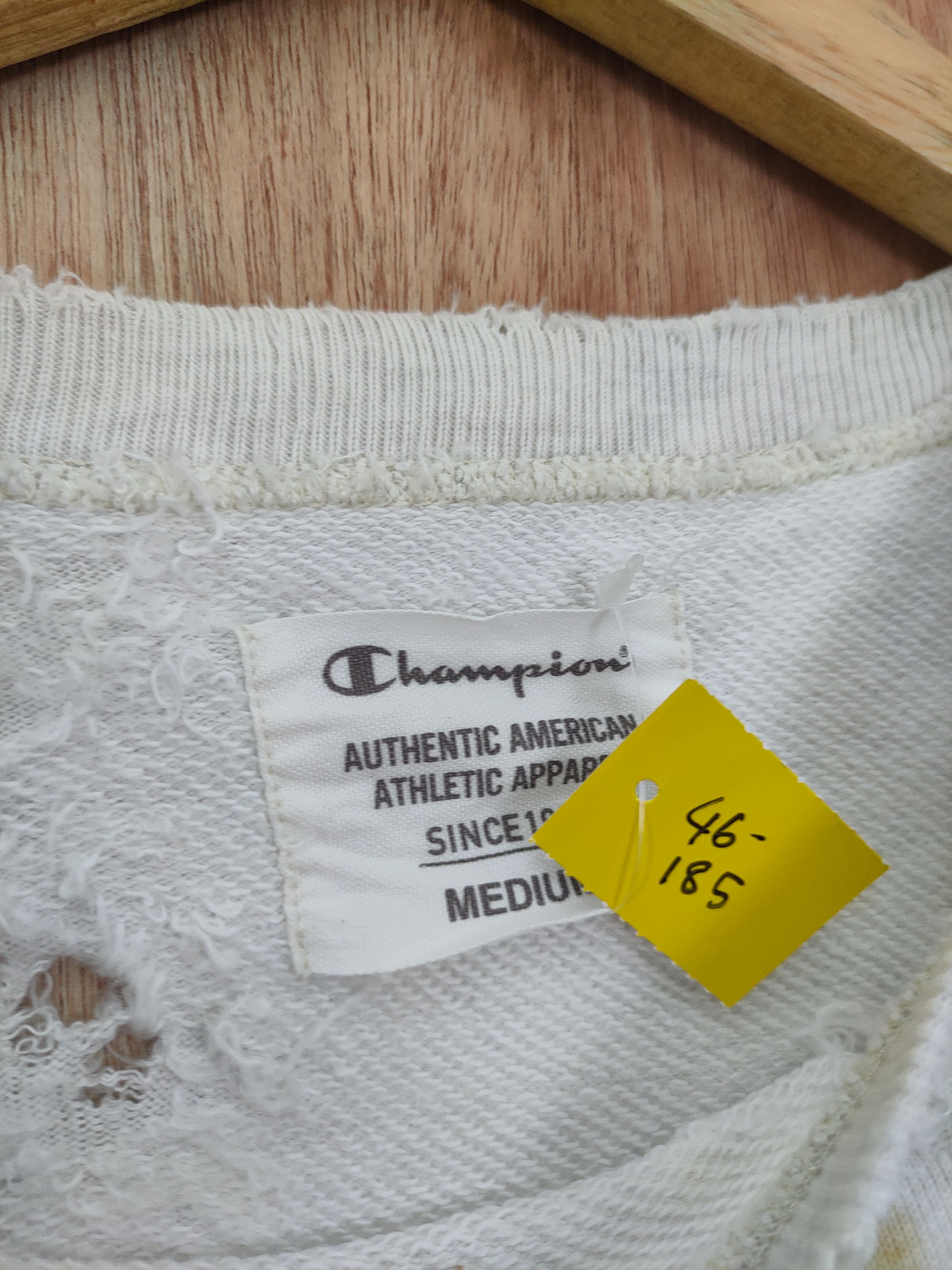 Champion DL Champion Camp Kern USA thrashed worn vintage #46-185 Size US S / EU 44-46 / 1 - 10 Thumbnail