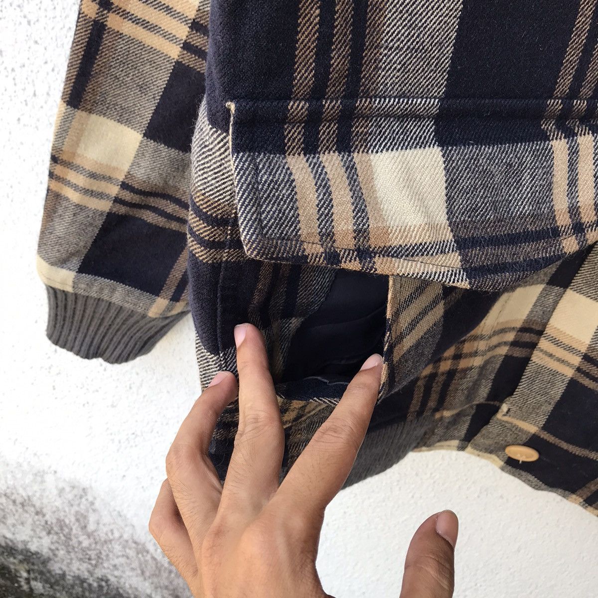 Vintage × Woolrich Woolen Mills Vintage Woolrich Button Up Jacket Size US L / EU 52-54 / 3 - 8 Thumbnail