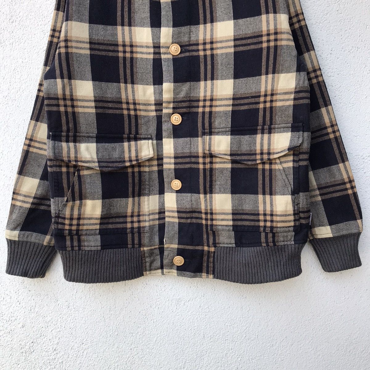 Vintage × Woolrich Woolen Mills Vintage Woolrich Button Up Jacket Size US L / EU 52-54 / 3 - 3 Thumbnail