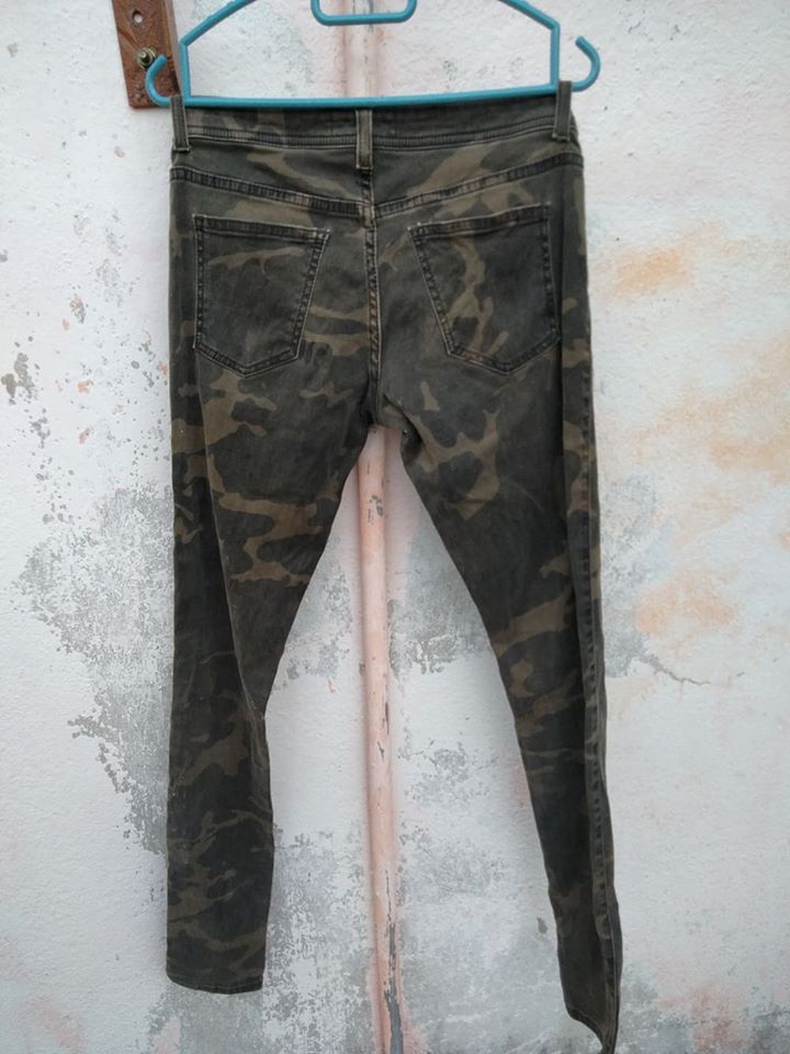 Brian Dales BRIAN DALES CAMOUFLAGE JEANS Size 28" / US 6 / IT 42 - 2 Thumbnail