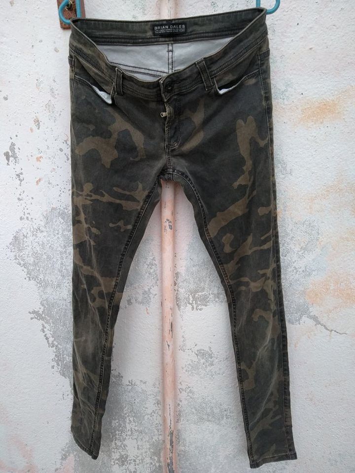 Brian Dales BRIAN DALES CAMOUFLAGE JEANS Size 28" / US 6 / IT 42 - 1 Thumbnail