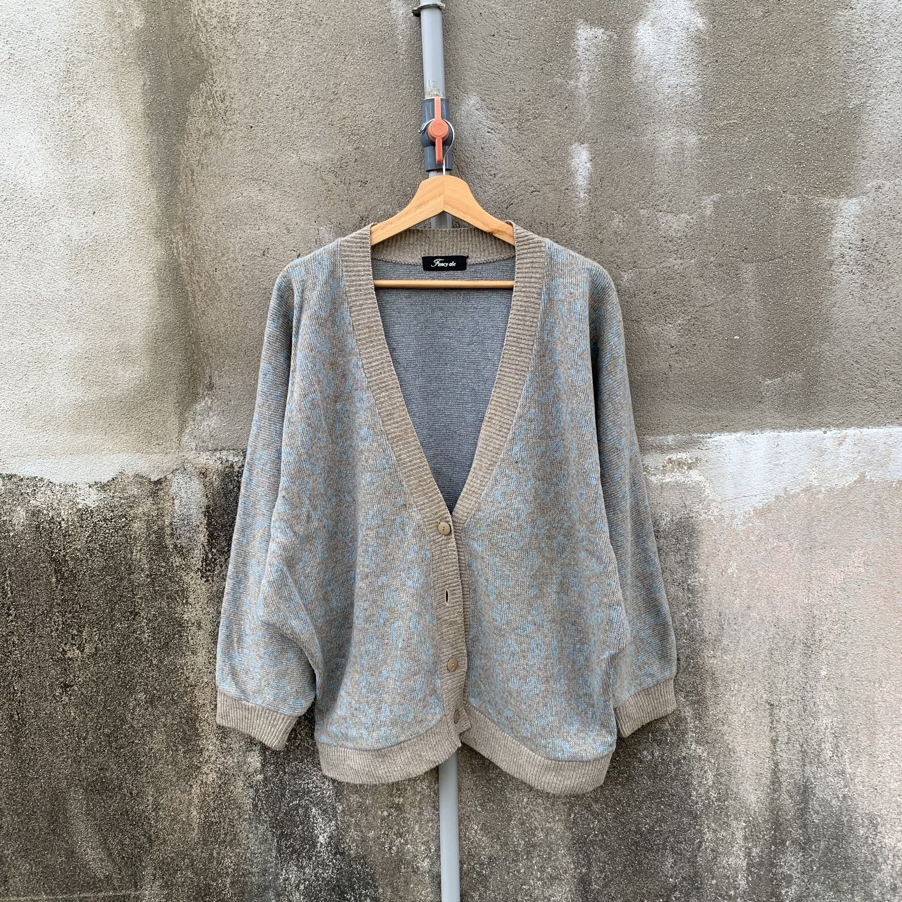Japanese Brand Vintage Fancy Ale Leopard Style Cardigan Baggy Knit Sweater Size US L / EU 52-54 / 3 - 1 Thumbnail