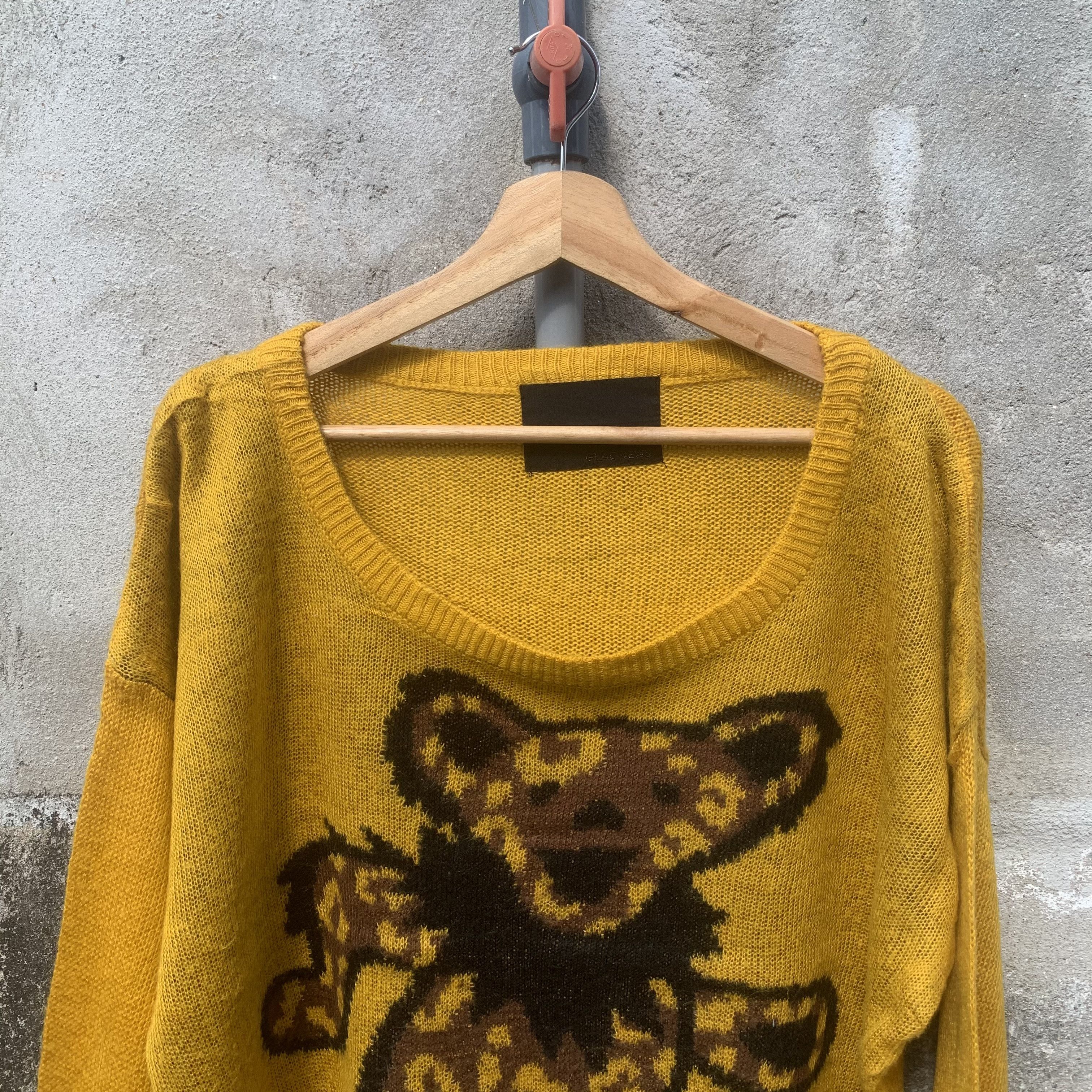 Aran Isles Knitwear SEND OFFER💥GLAD NEWS Japan Bear Knitwear Baggy CropPullover Size US L / EU 52-54 / 3 - 3 Thumbnail