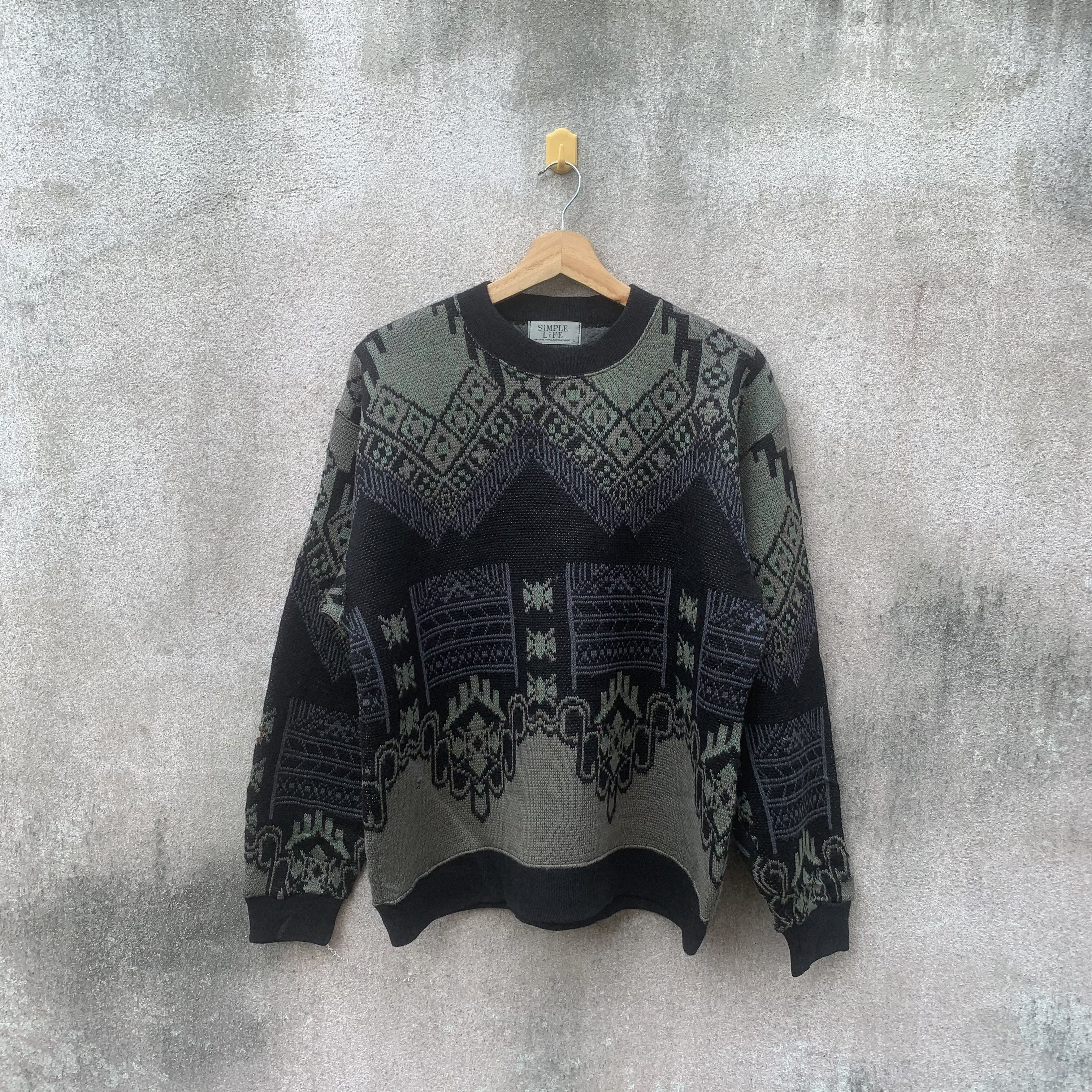 Aran Isles Knitwear 💥 STEALS 💥 Classic Patern Knit SIMPLE LIFE Japan Sweater Size US L / EU 52-54 / 3 - 1 Thumbnail