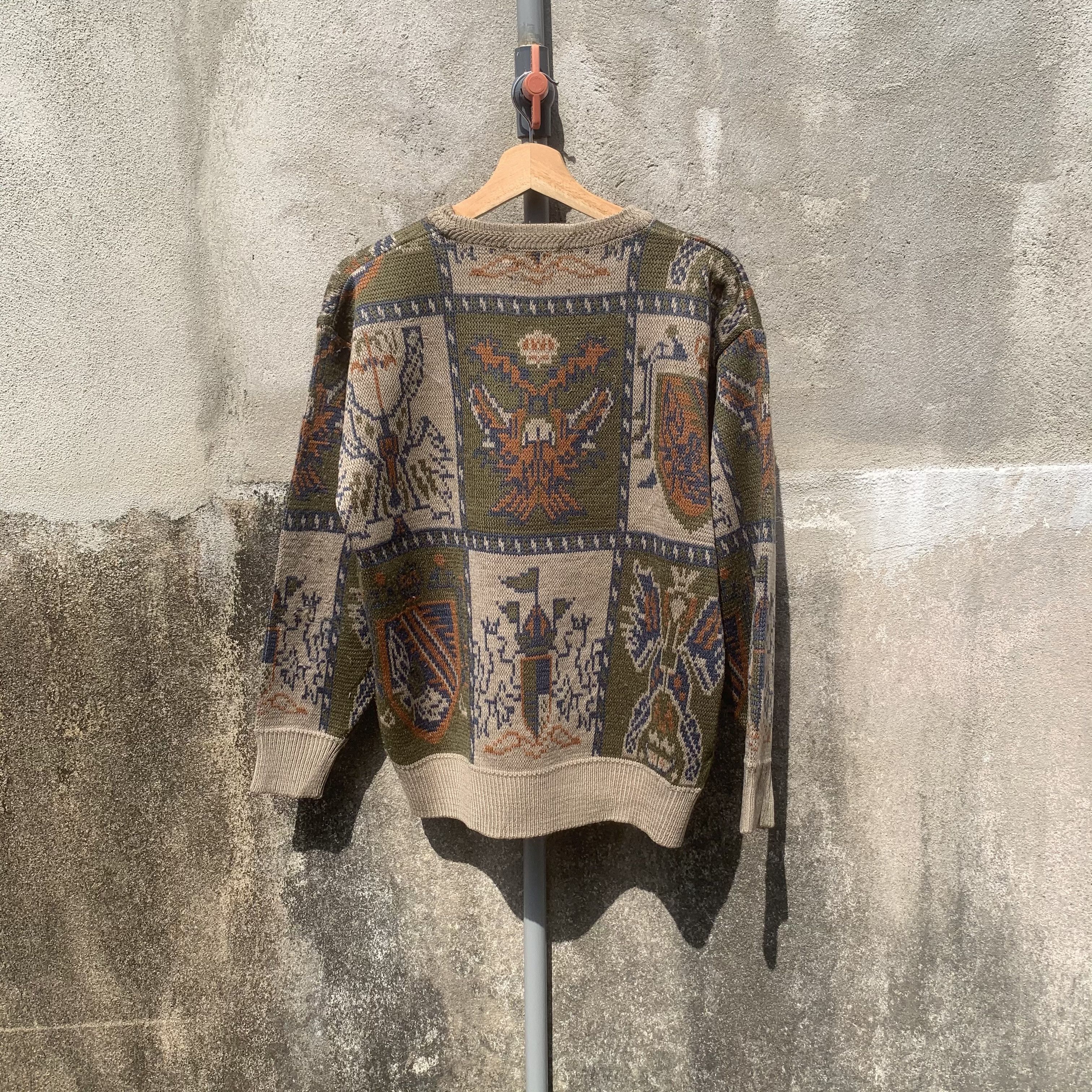 Aran Isles Knitwear Vintage VOLUNT JAPAN Classic Design Honeycomb Knit Sweater Size US M / EU 48-50 / 2 - 7 Thumbnail