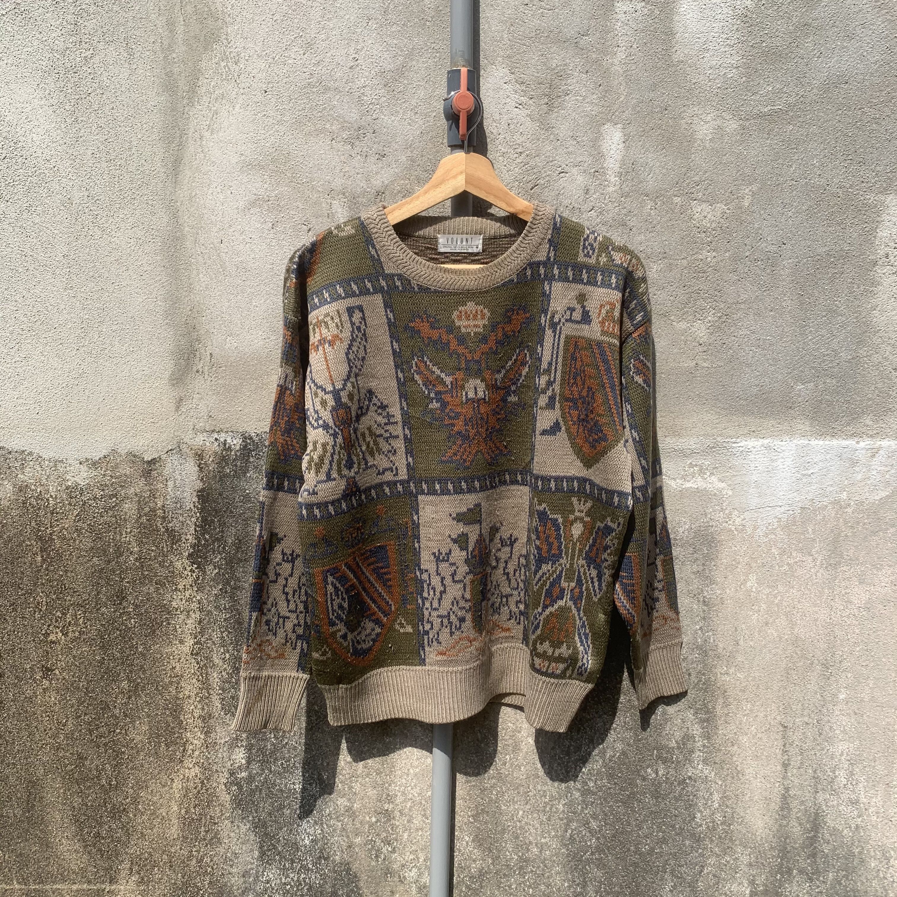 Aran Isles Knitwear Vintage VOLUNT JAPAN Classic Design Honeycomb Knit Sweater Size US M / EU 48-50 / 2 - 1 Thumbnail