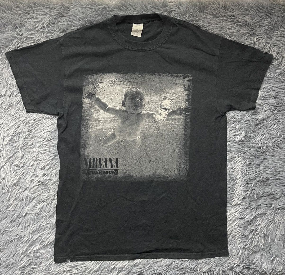 Nirvana × Vintage Nirvana Nevermind vintage 00s t-shirt Size US M / EU 48-50 / 2 - 1 Thumbnail