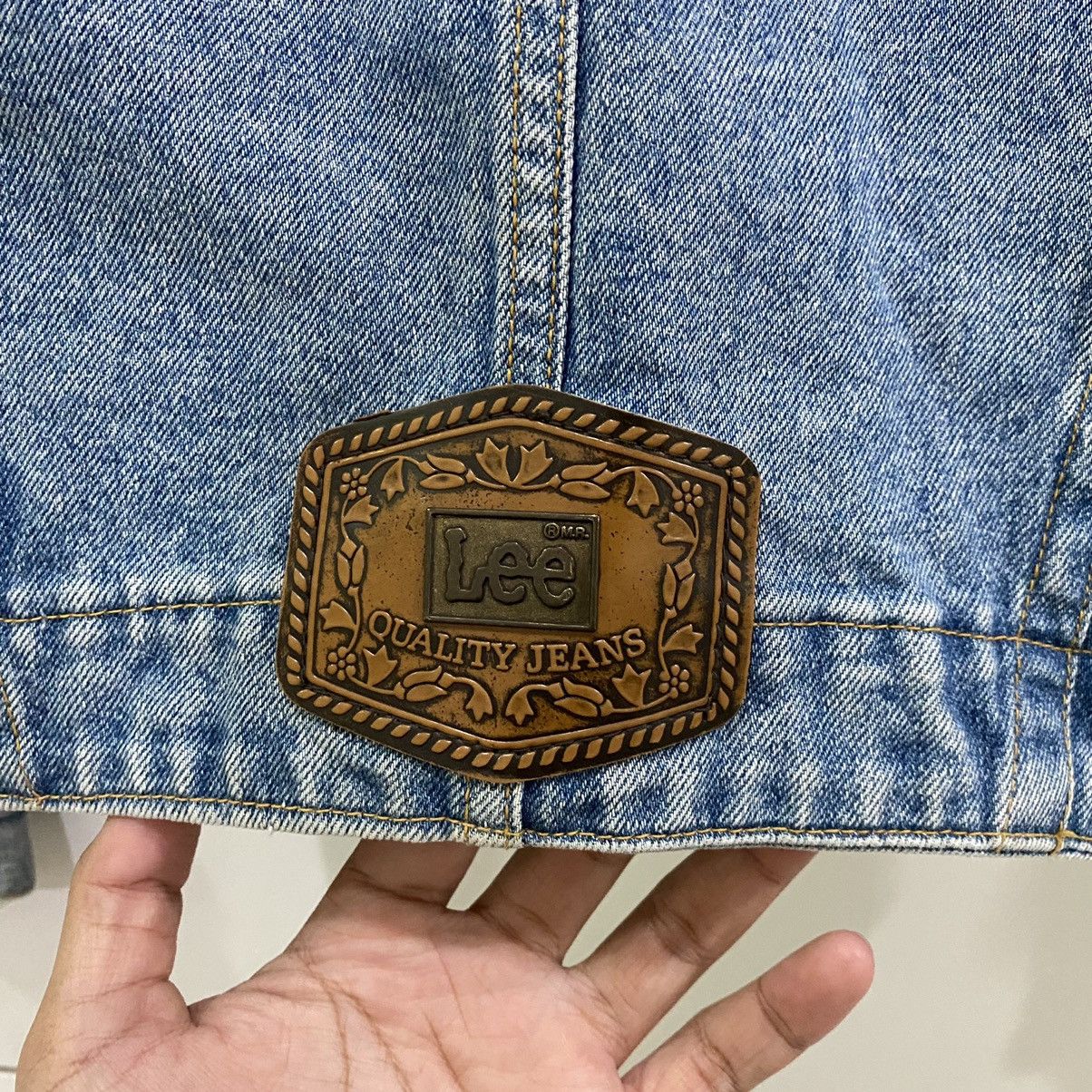 Lee Vintage Lee Floral Embroidered Women Cropped Denim Jacket Size US S / EU 44-46 / 1 - 8 Thumbnail