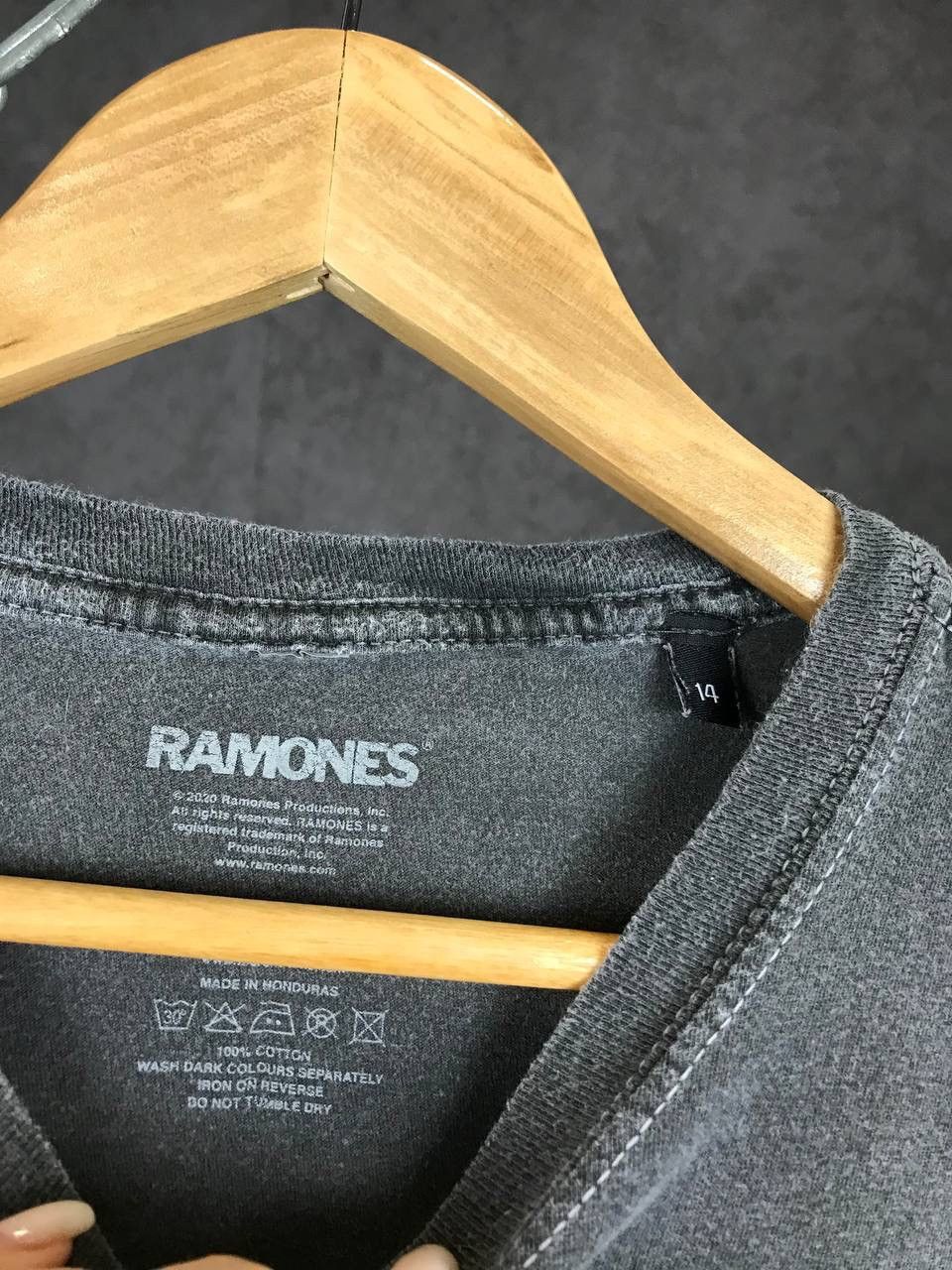 Band Tees Ramones vintage rock band tee Size US XL / EU 56 / 4 - 3 Thumbnail