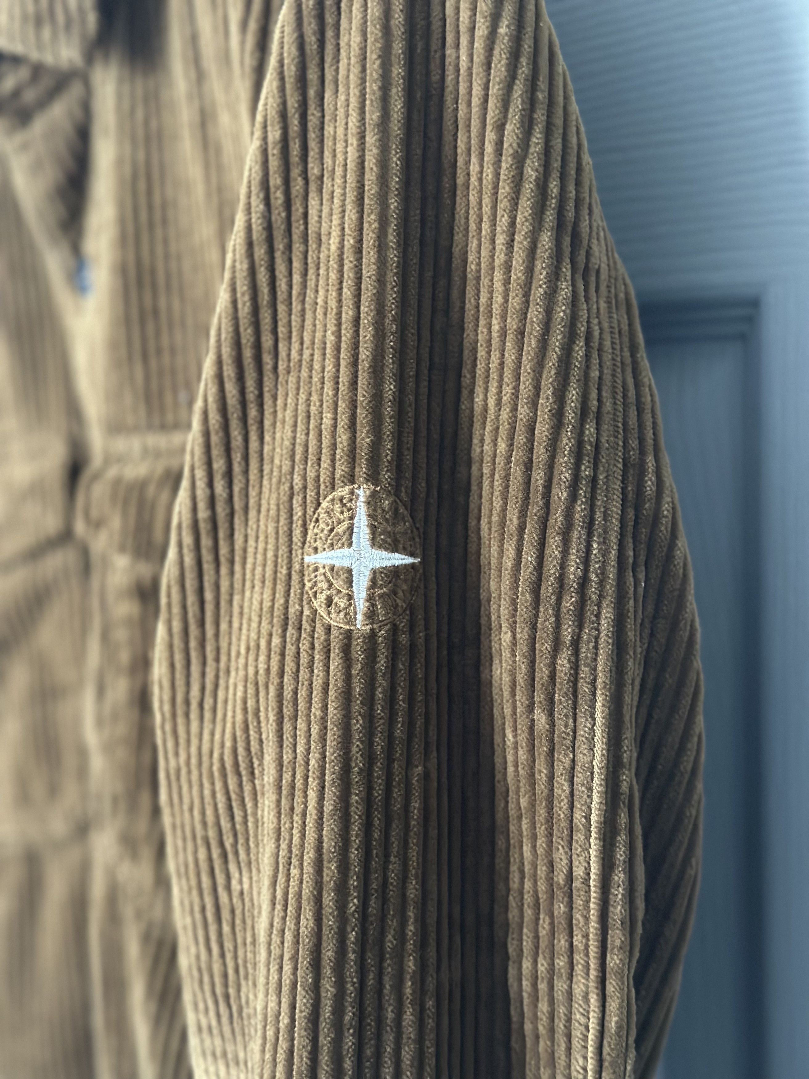 Stone Island Corduroy Shirt Size US M / EU 48-50 / 2 - 5 Thumbnail