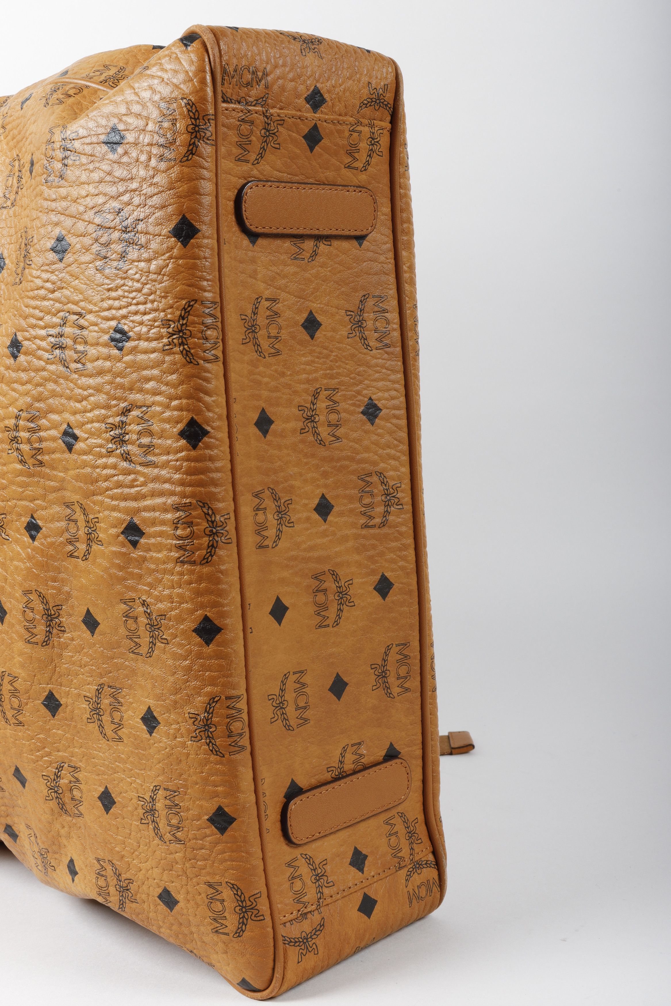 MCM Klassik Visetos Tote