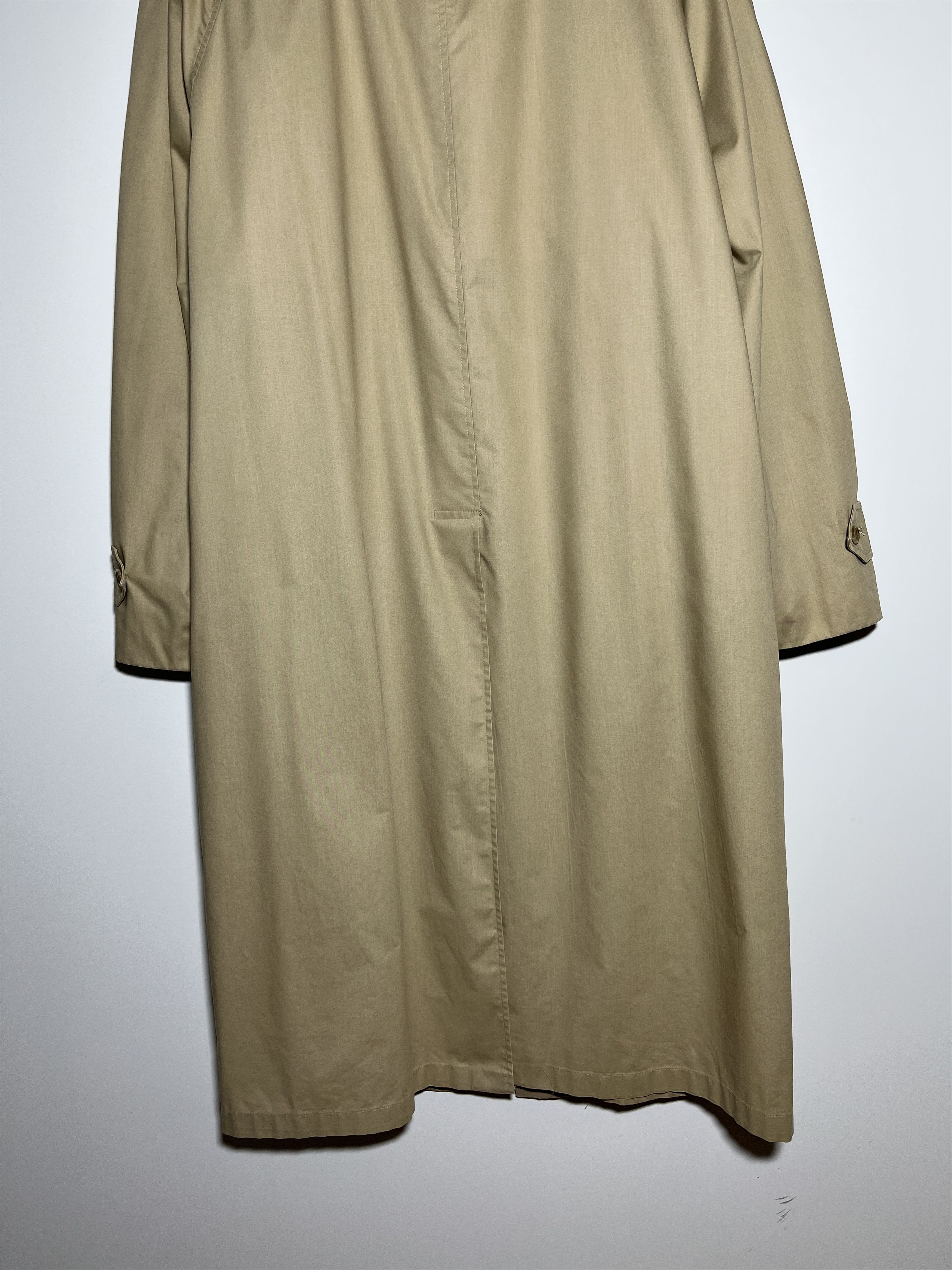 Burberry × Vintage Vintage 90s Burberrys Beige Trench Coat Size XL Size US XL / EU 56 / 4 - 9 Thumbnail