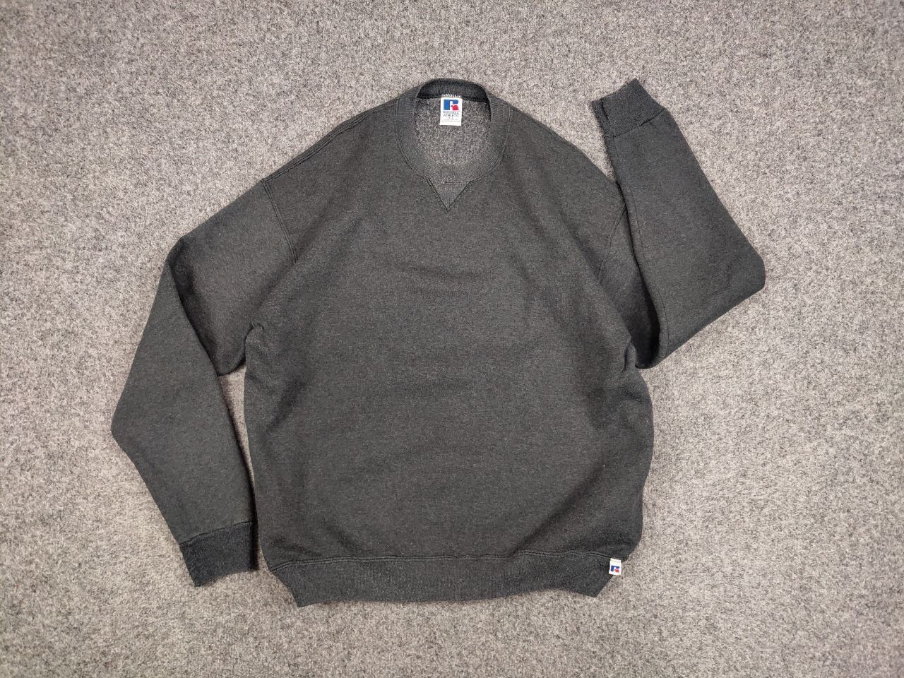 Russell Athletic Vintage 90's Russell Athletic USA Blank Crewneck Sweatshirt Size US XL / EU 56 / 4 - 14 Thumbnail