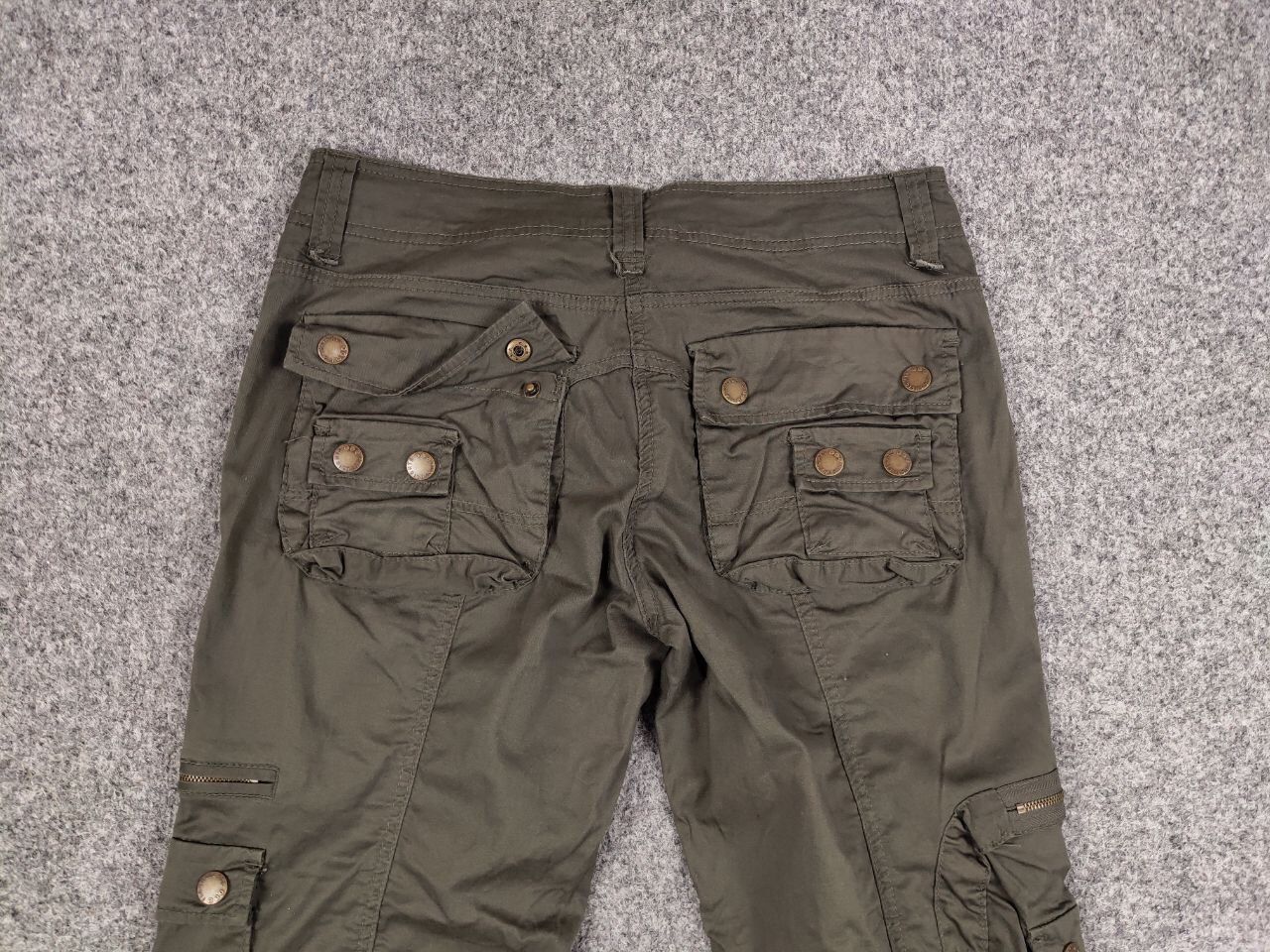 Japanese Brand Vintage 90's Japanese Baggy Multi Pocket Cargo pants Womens Size 28" / US 6 / IT 42 - 15 Thumbnail