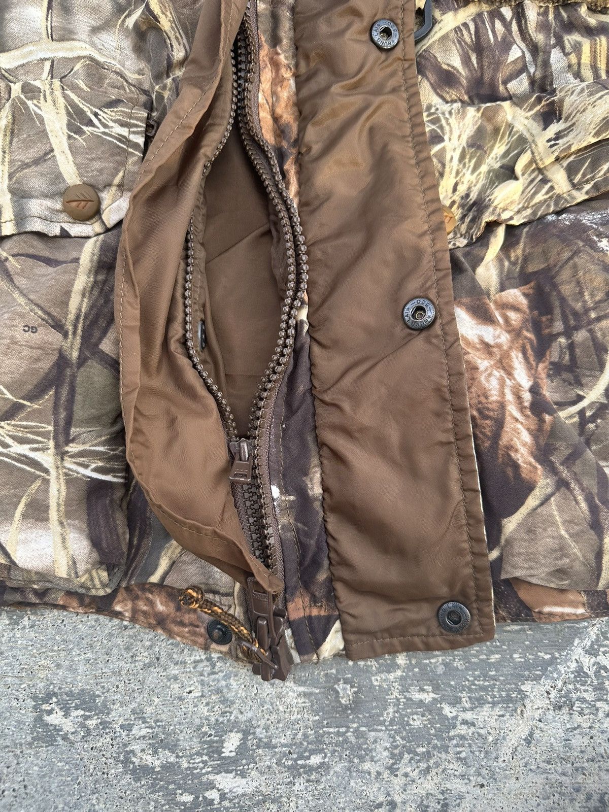 Vintage VINTAGE DUCKS UNLIMITED REALTREE CAMO RAIN BLOCKER MOUNTAIN Size US XL / EU 56 / 4 - 8 Thumbnail