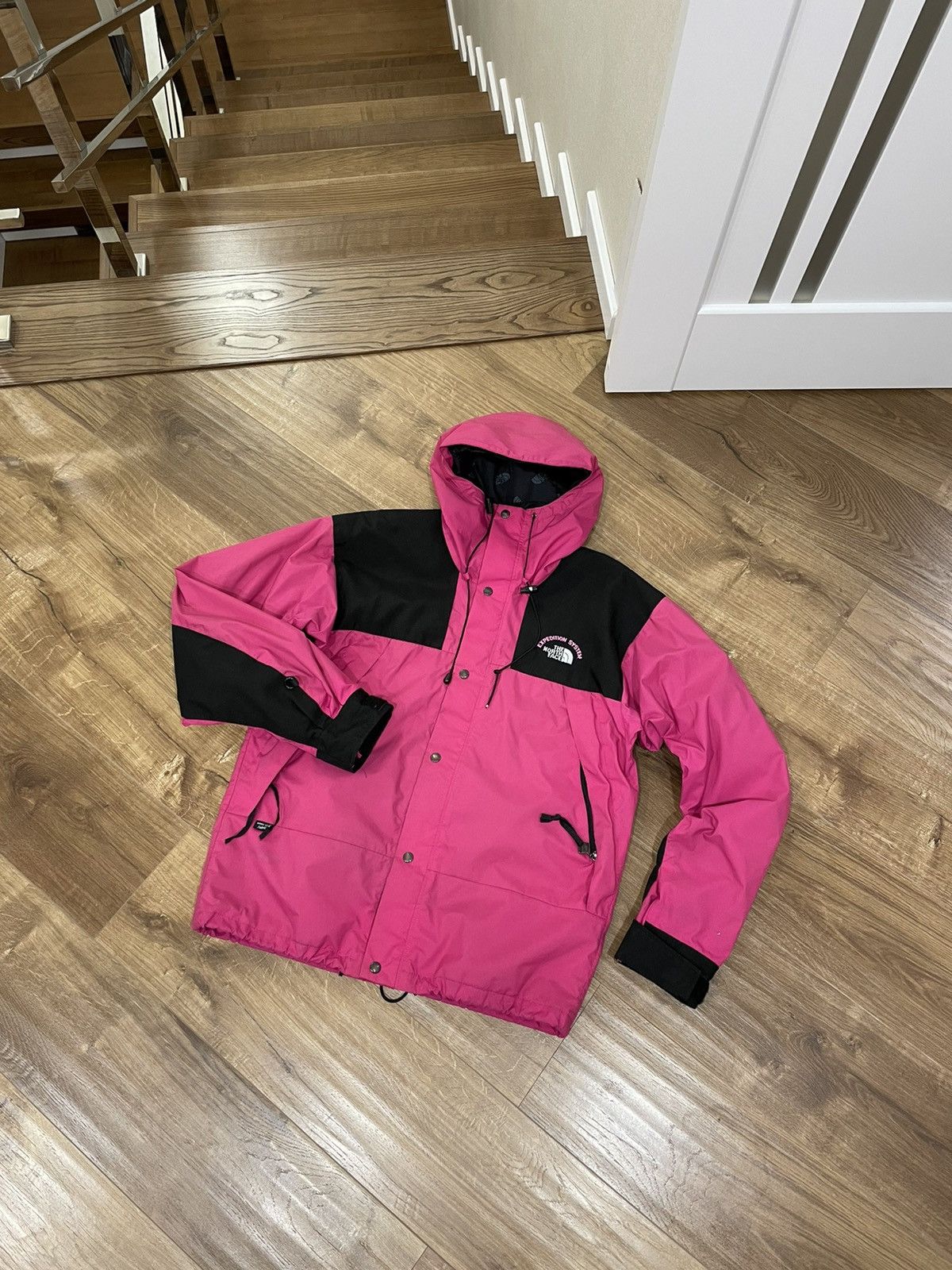 The North Face Vintage The North Face 90’s Gore-Tex Fabric Mountain Jacket Size US L / EU 52-54 / 3 - 2 Thumbnail