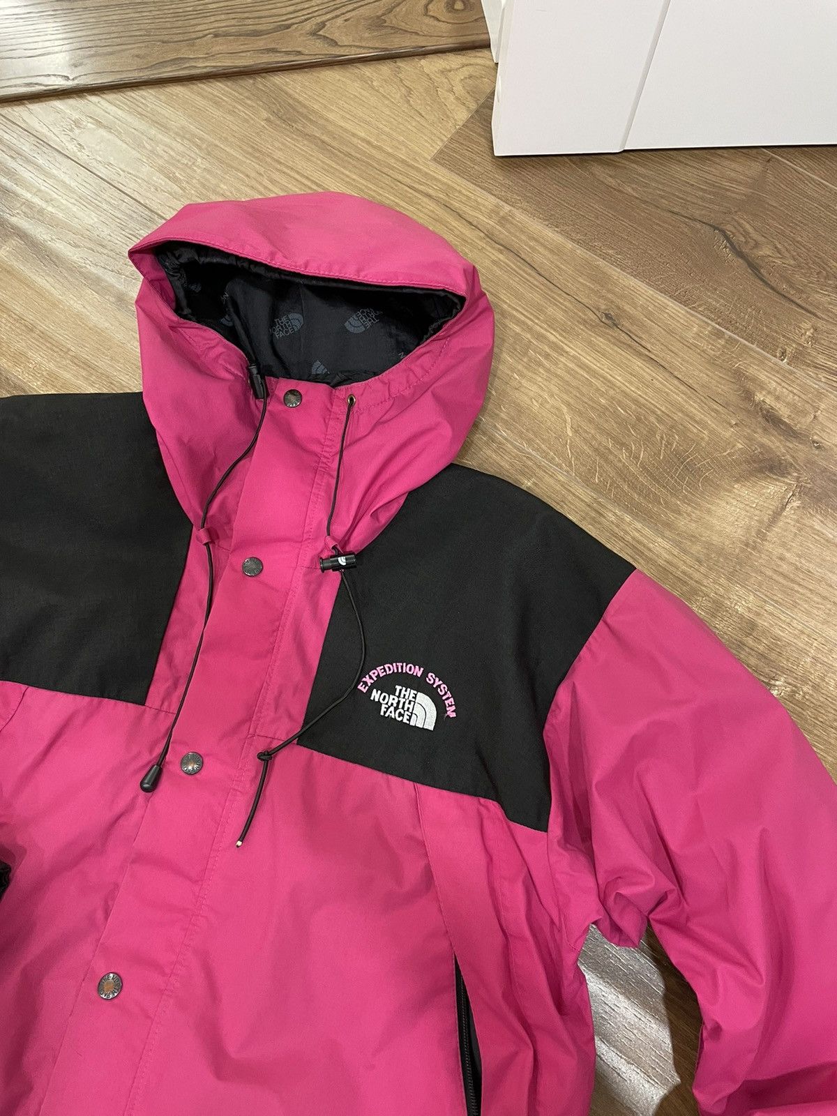 The North Face Vintage The North Face 90’s Gore-Tex Fabric Mountain Jacket Size US L / EU 52-54 / 3 - 8 Thumbnail