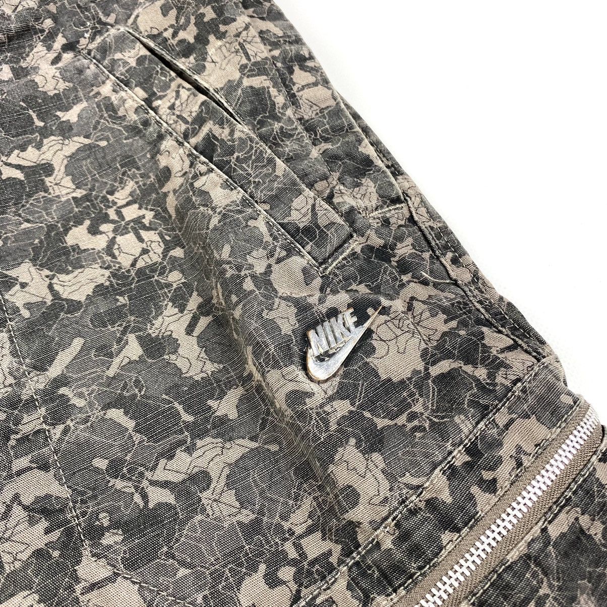 Nike Rare! 90’s Vintage Nike Cargo Shorts Metal Logo Travis Scott Size US 32 / EU 48 - 4 Thumbnail