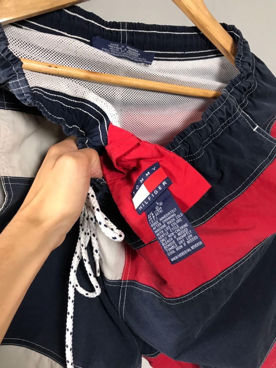 Tommy Hilfiger Tommy Hilfiger Vintage Short Size US 34 / EU 50 - 9 Thumbnail