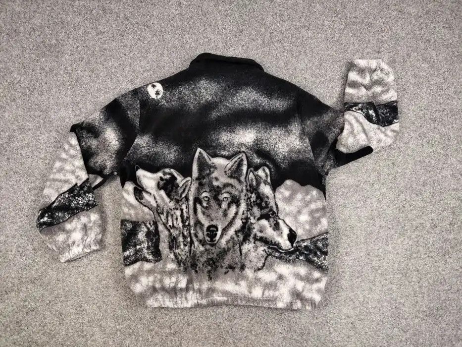 Japanese Brand Vintage 90's Fleece Zip Jacket Over Art Winter Wolf Hype Size US S / EU 44-46 / 1 - 7 Thumbnail