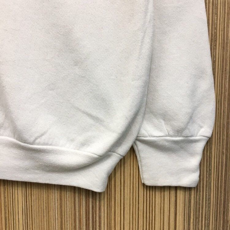 Fruit Of The Loom × Sports Specialties × Vintage Vintage 90s Fruit The Loom Windjammer Sweatshirt Size US L / EU 52-54 / 3 - 9 Thumbnail