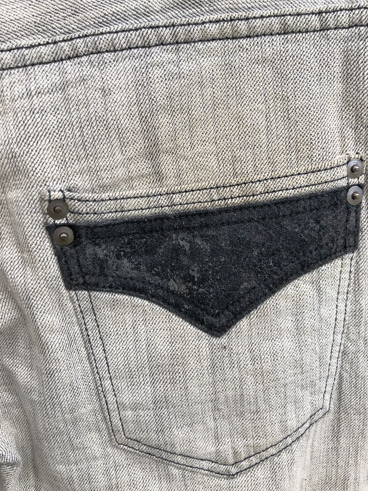 If Six Was Nine × Japanese Brand × Number (N)ine Japanese Brand Valentine Distressed Ripped Jeans Size US 28 / EU 44 - 15 Thumbnail